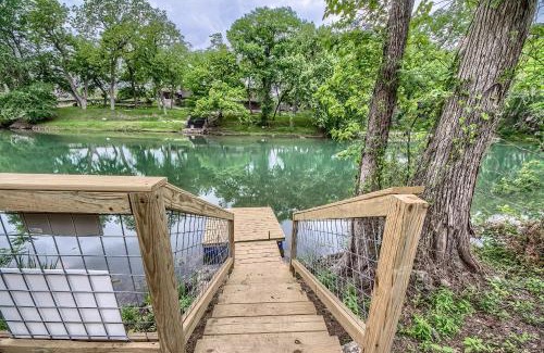 Canyon Lake Casa | CL 954 River Cliff Retreat