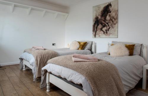 Llangefni Casa | Clai Cerrig