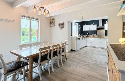 Clairmarais Casa | Clairmarais - Gite on an islet for a total change of scenery, at the gateway to the marshes