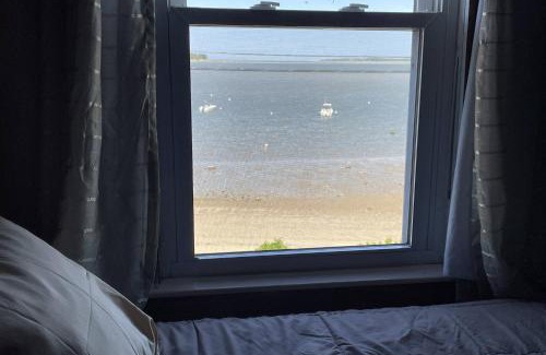 Kingston Casa | Clara's Retreat: Rocky Nook Kingston