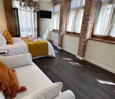 Cangas de Narcea Casa | CLAREN´S BOUTIQUE ROOMS