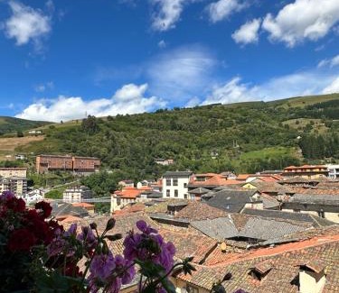 Cangas de Narcea Casa | CLAREN´S BOUTIQUE ROOMS