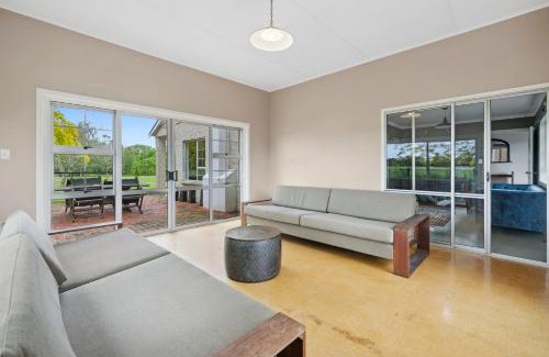 Solway Casa | Clarendon Estate - Masterton Holiday Home
