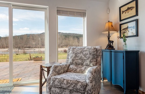 Frenchtown Casa | Clark Fork Riverfront Retreat 15 Minutes From Missoula! Special Events Venue!