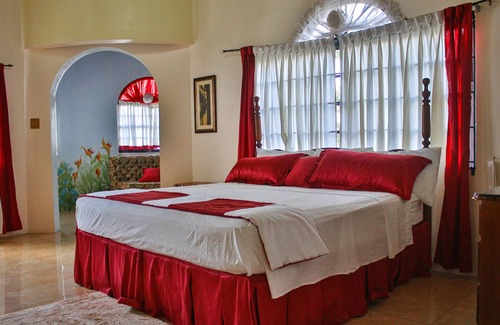 Reading Casa | Villa Clarridge View