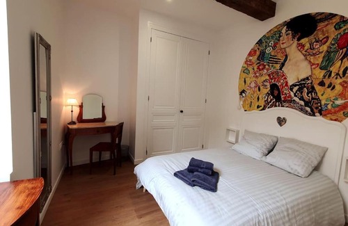 Vienne Apartamento | Classé 4 étoiles - Cybèle - Centre ville 2 Chambres, cour privative et Garage