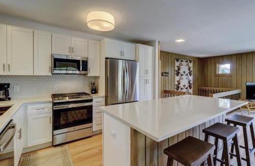 South Beach Casa | Classic 2nd Row Beach Home - Pet Friendly - 2 Brown Pelican Rd