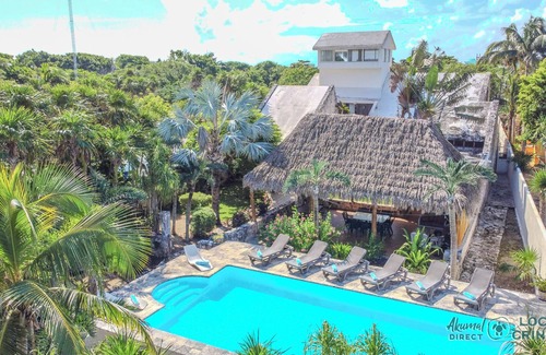 Akumal Casa | Classic Akumal villa located on Yal Ku Lagoon, pool, AC and more!