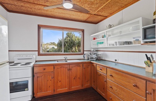 Amity Point Casa | Classic Beach Shack in a Quiet Bush Dune Setting