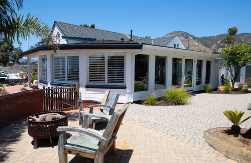 Shell Beach Casa | Classic Cape Cod Ocean Front Home