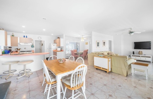 Cotuit Casa | Classic Cape Escape in Charming Cotuit