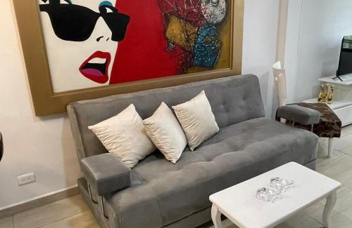 Cali Apartamento | Classic & Comfy Private Apartment 301