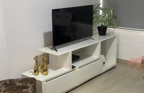 Cali Apartamento | Classic & Comfy Private Apartment 301