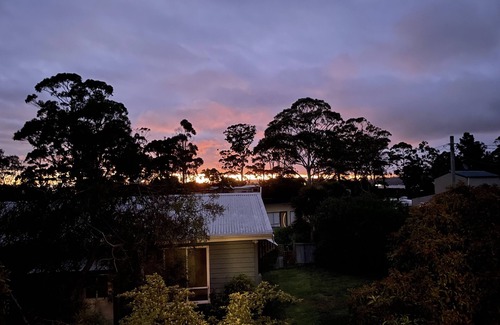 Huon Valley Casa | Classic family beach house, Verona Sands!