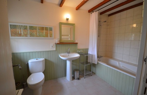 Gers Otro | Classic, fully renovated Gers farmhouse (c.1790) in a secluded, peaceful valley