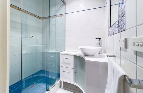 Hampton Casa | Classic Hampton Retreat * Bayview *Sandy Beach