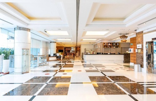 Al Mankhool Apartamento | Classic King Room Near Sharaf DG Metro