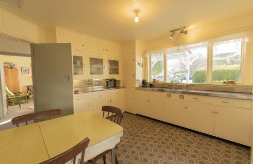 South Bay Casa | Classic Kiwi Bach Southbay