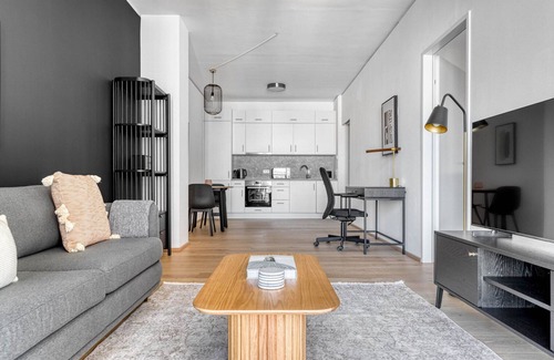 Erdberg Apartamento | Classic Landstraße 1BR w/ Pool & DM, nr U3 Erdberg, by Blueground