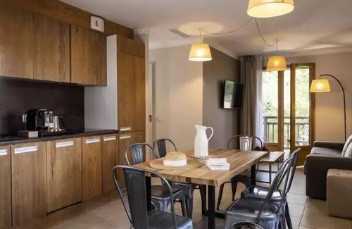 Claouey Apartamento | Klassische Lodge mit 2 Schlafzimmern und 4 Personen