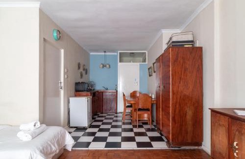 Tulbagh Hotel | Classic Lodge - Cape Dutch Quarters