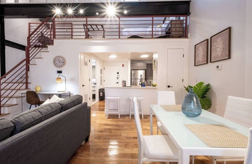East Orange Apartamento | Classic Loft King Bed 30 min NYC