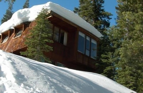 Alpine Meadows Cabina | Cabina de la montaña clásico - Cerca del Lago Tahoe y Tahoe City