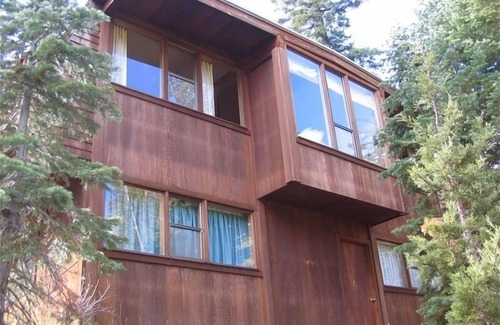 Alpine Meadows Cabina | Cabina de la montaña clásico - Cerca del Lago Tahoe y Tahoe City