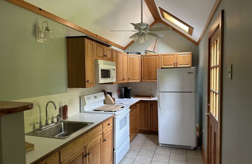 Ward Hill Casa | Classic New England Bunkhouse- Home for the whole family!