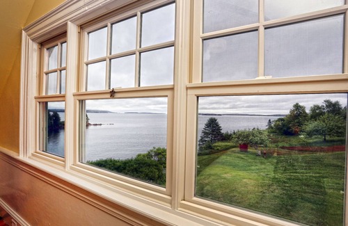LaHave Casa | Classic Nova Scotia oceanfront experience in renovated century home