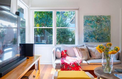 Bentleigh Casa | Classic Patterson Charm with Modern Comfort