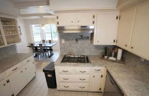 Barker Casa | Classic&Peaceful