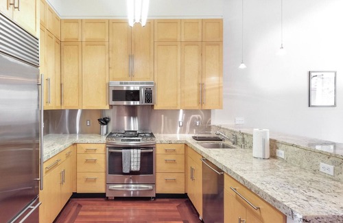 Potrero Hill Casa | Classic Potrero Hill 3BR w/ Balcony, near Breweries, by Blueground
