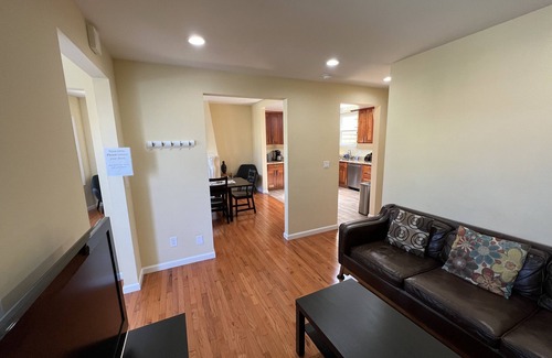 Daly City Casa | Classic San Francisco Home- 5B/3BA - 10 min to SF