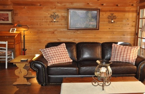 South Lake Tahoe Cabina | Acogedora cabaña Tahoe con elegancia rústica y confort moderno en una ubicación fantástica