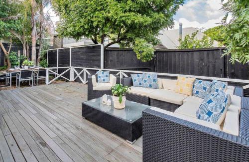 Ponsonby Casa | Classic Villa Retreat - Steps To Ponsonby Rd