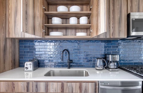 Near West Side Apartamento | Classic West Loop 1BR w/ Gym, near Fulton Market & I-90, by Blueground