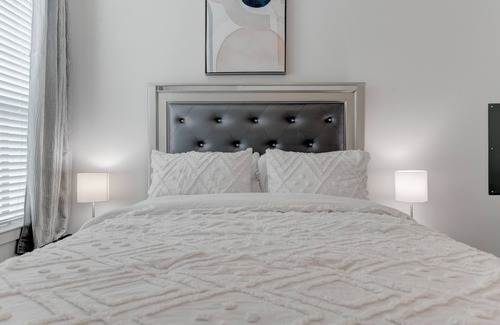 Hancock Apartamento | ClassicUnit @ The City of Legends/Downtown Atx