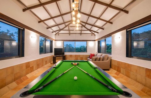 Karjat Villa | Classique Woods by StayVista with Lawn with Gazebo & Bar, Indoor Fun