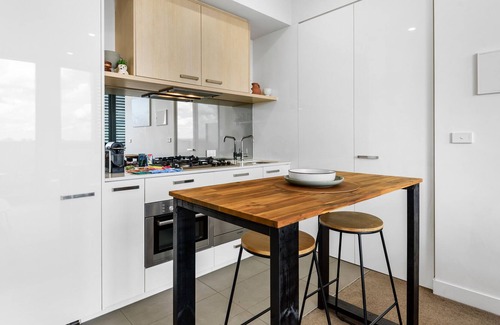 Northcote Apartamento | Classy 1-Bed Unit on High Street with City Views