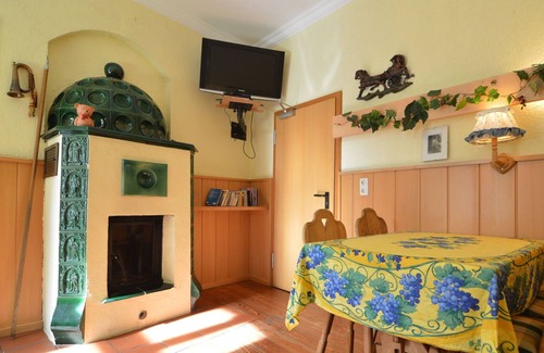 Uerzig Casa | Elegante casa de vacaciones en Ürzig cerca del bosque