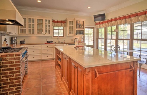 Lafayette Casa | Classy Lafayette Retreat w/ Game Room + Yard!