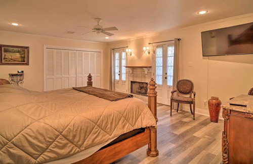 Lafayette Casa | Classy Lafayette Retreat w/ Game Room + Yard!