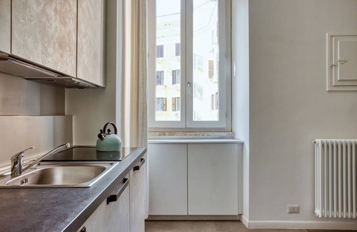 Vatican Apartamento | Clausim Domus: Brightful and spacious apartment near the Vatican