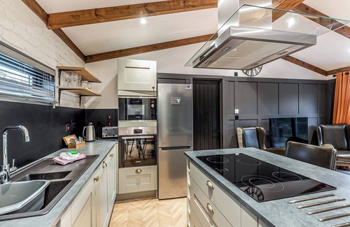 Saintbury Chalet De Esquí | Claverdon Lodge Premier