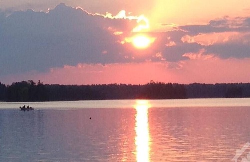 Lanark Highlands Casa | Clayton Lake Waterfront Cottage With Spectacular View & Games Room