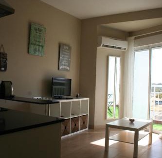 Los Remedios Apartamento | CLB Feria Apartment
