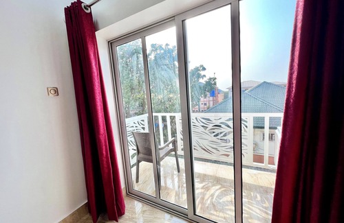 Utako Apartamento | CLEAN 1 BEDROOM FLAT +WiFi, KITCHEN & 24Hrs LIGHT with AC.