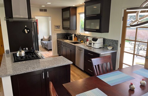 Goleta Casa | Clean 3 BR 2 BA w hot tub, yard, AC, near beaches, UCSB. Dog ok, sleep 5-6