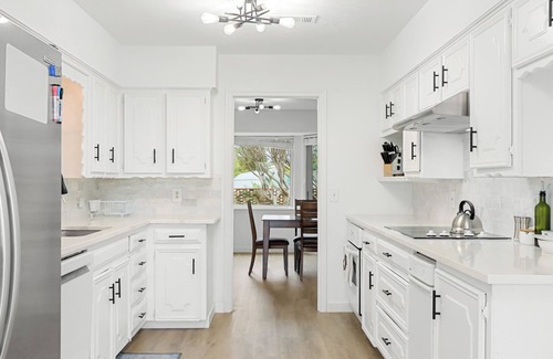 Parker Casa | 4-bedroom Modern Country Home on 2 Acres Sleeps 10